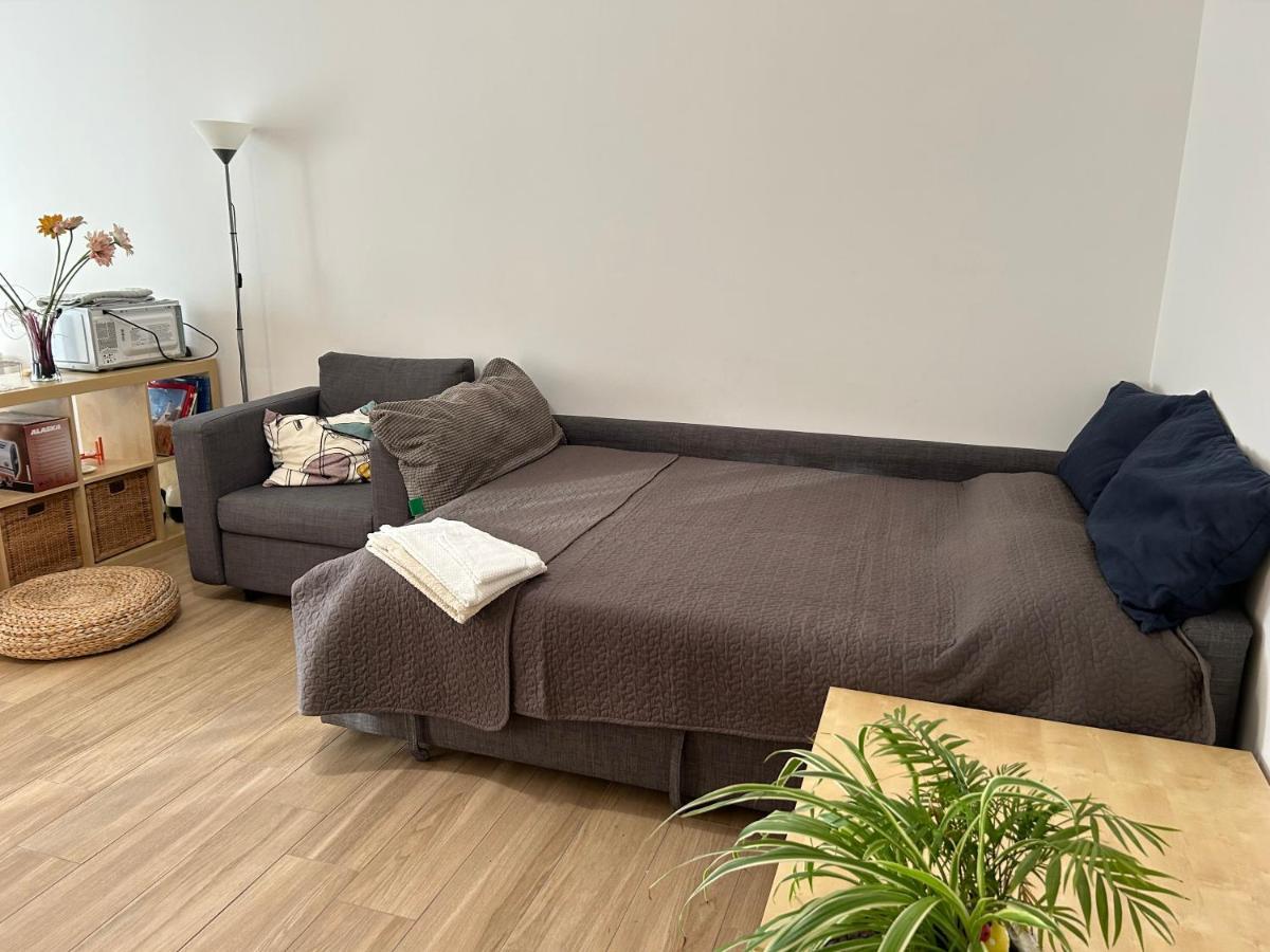 Central Modern Apartment باري المظهر الخارجي الصورة
