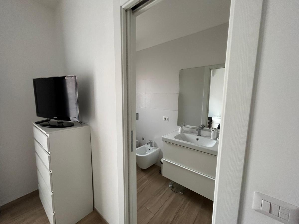 Central Modern Apartment باري المظهر الخارجي الصورة