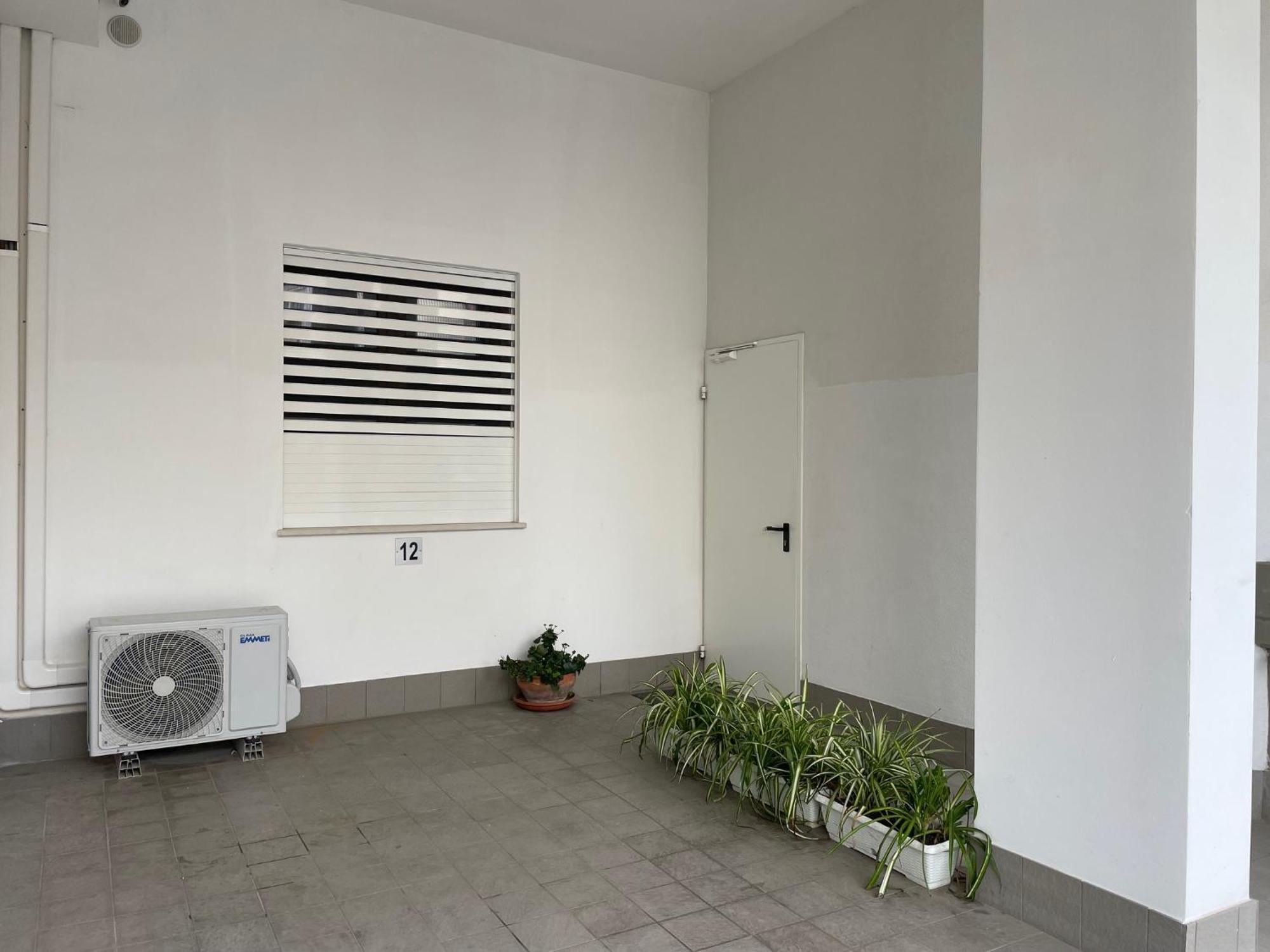 Central Modern Apartment باري المظهر الخارجي الصورة